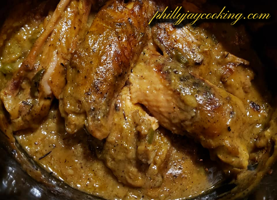 Slow Cooker Smothered Turkey Wings – Philly Jay Cooking