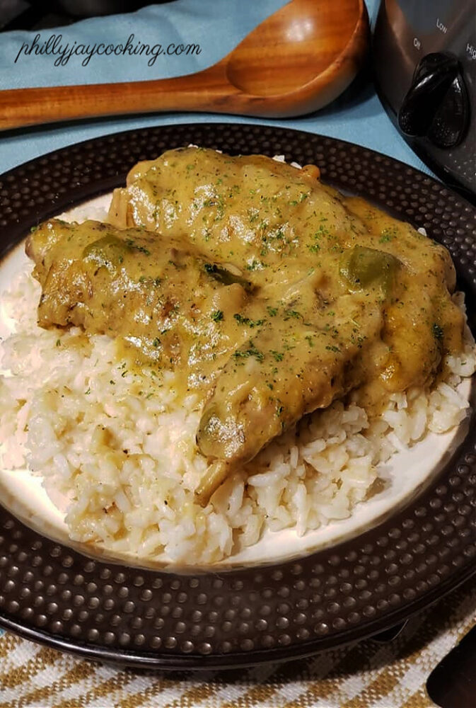 Turkey Wings & Gravy In Slow Cooker