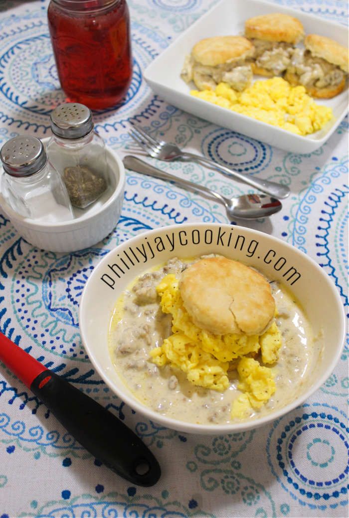 Country-Style Sausage Gravy Recipe