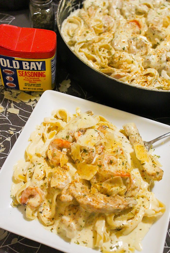 The Best Chicken And Shrimp Fettuccine Alfredo Recipe