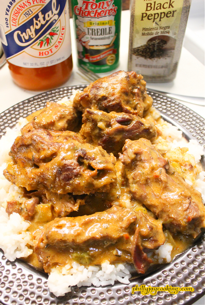 Smothered turkey necks recipe