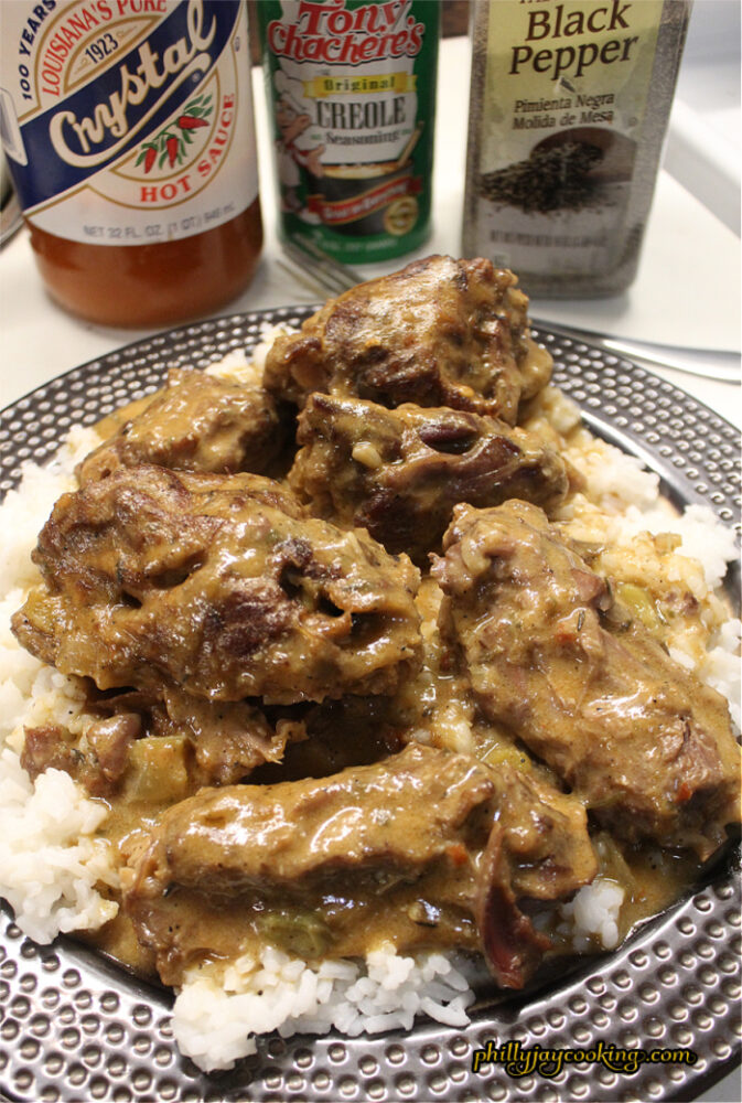 Smothered turkey necks recipe