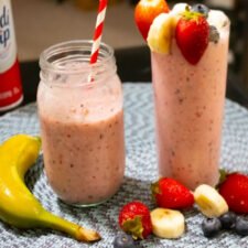 The Best Strawberry Banana Smoothie EVER
